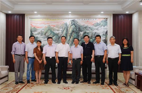 说明: //news.acfanpro.com/__local/8/E7/94/E1EAA0DE775B55BE6D460EF2F45_FE6D076B_23F44.jpg